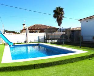 Swimming pool of House or chalet for sale in Chiclana de la Frontera  with Air Conditioner, Heating and Terrace