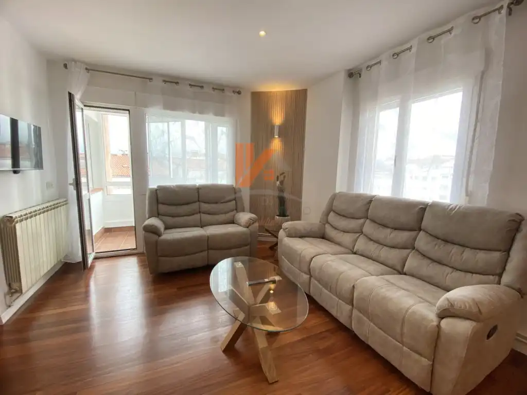 Flat for rent in Rua Santiago Del Estero (De), 7, Ensanche - Sar