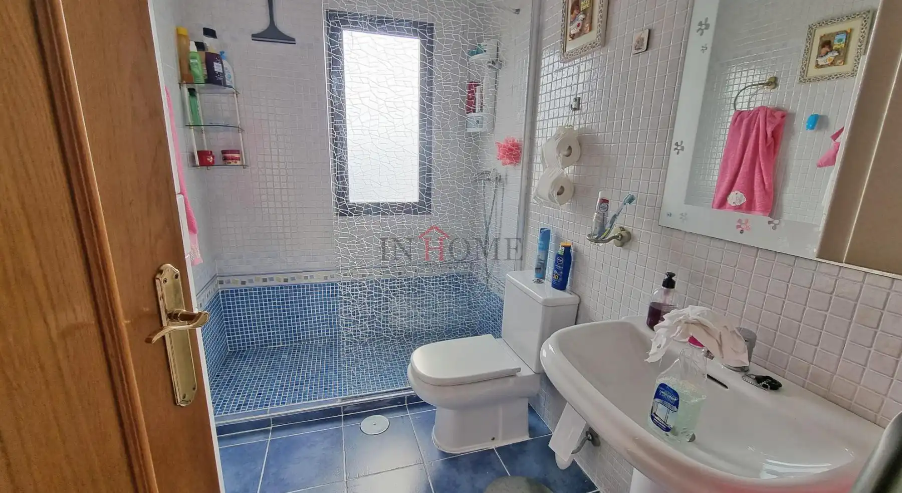 Baño de Apartamento en venta en Benidorm con Aire acondicionado, Terraza y Amueblado