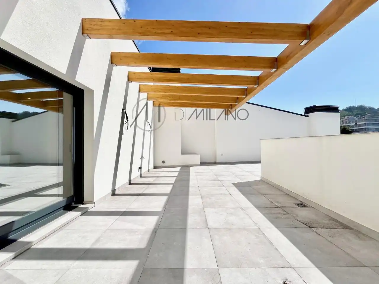 Terraza de Ático en venta en Vigo  con Calefacción