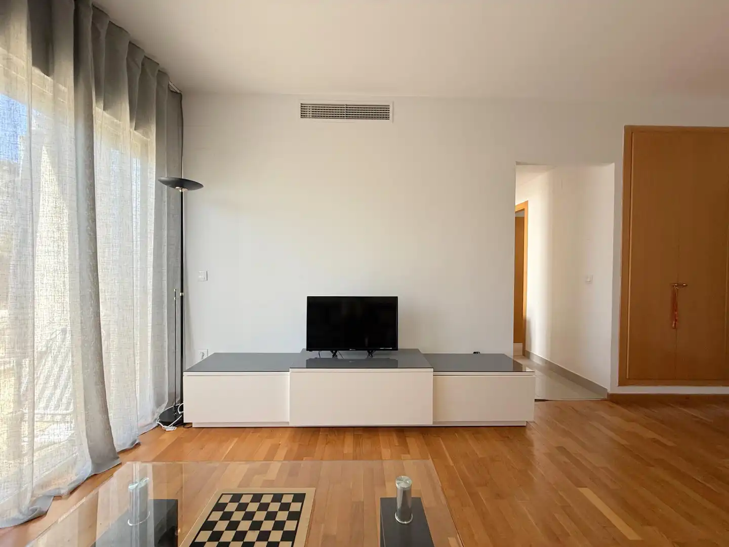 Wohnzimmer von Erdgeschoss zum Verkauf in Gandia mit Terrasse und Balkon
