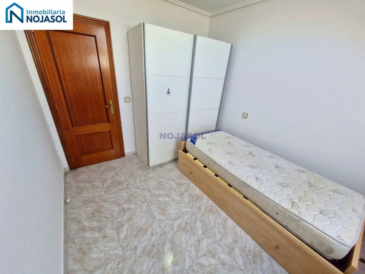 Mini appartamento con ascensore in vendita a Calle AVENIDA RIS, imagen 32
