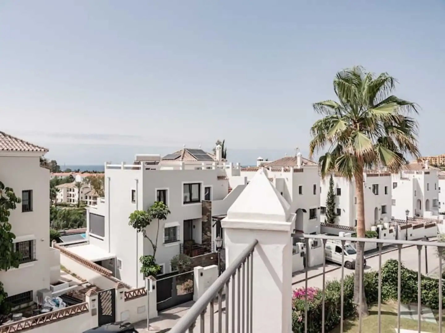 Exterior view of Houses for rent in Estepona  with Air Conditioner, Terrace and Swimming Pool