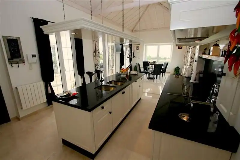 Villa mit Pool zum Verkauf in Valtocado - La Alquería - La Atalaya, imagen 17