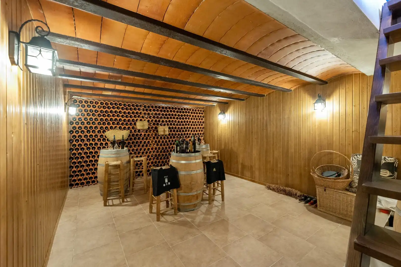Houses for sale in Colomera  with Heating, Terrace and Storage room
