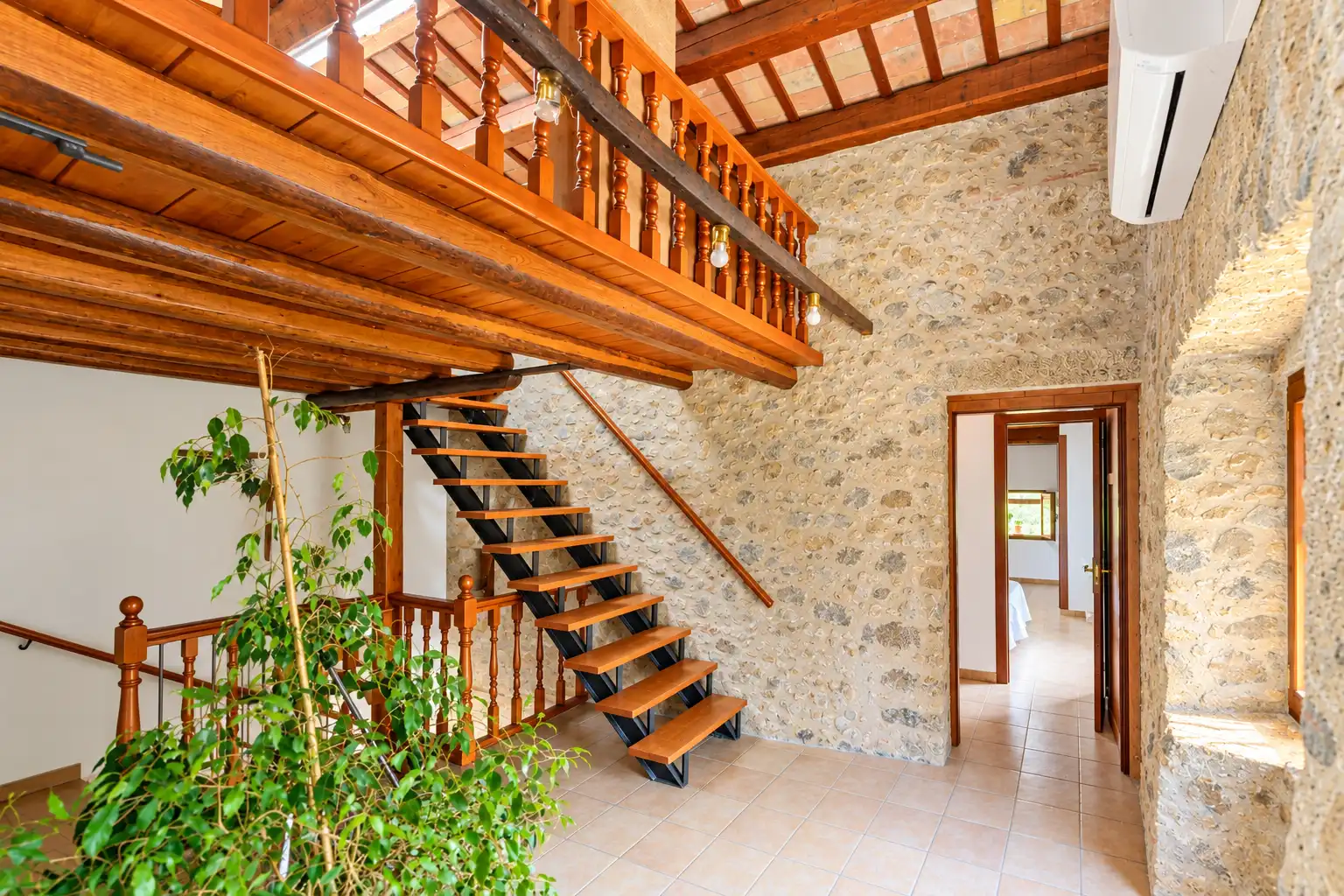 Casa rustica con piscina in vendita a Aiguaviva, imagen 9