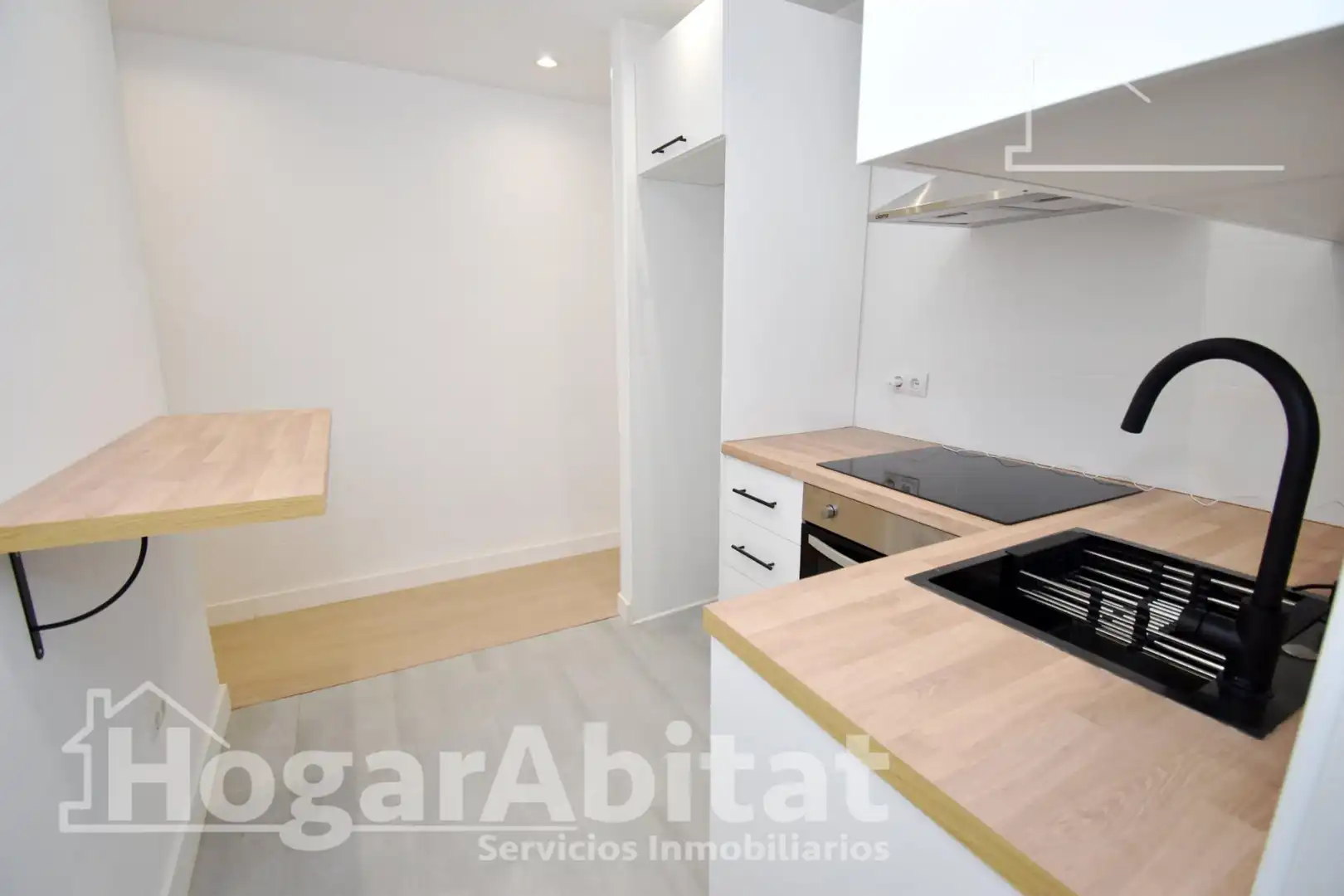 Cocina de Piso en venta en Burriana / Borriana con Balcón y Alarma