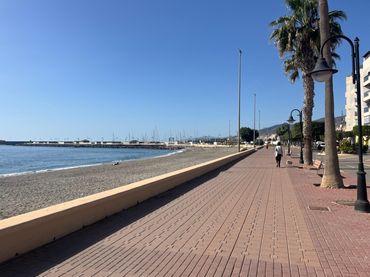 Flat with balcony for sale in Adra