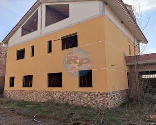 Exterior view of Residential for sale in Vega de Infanzones