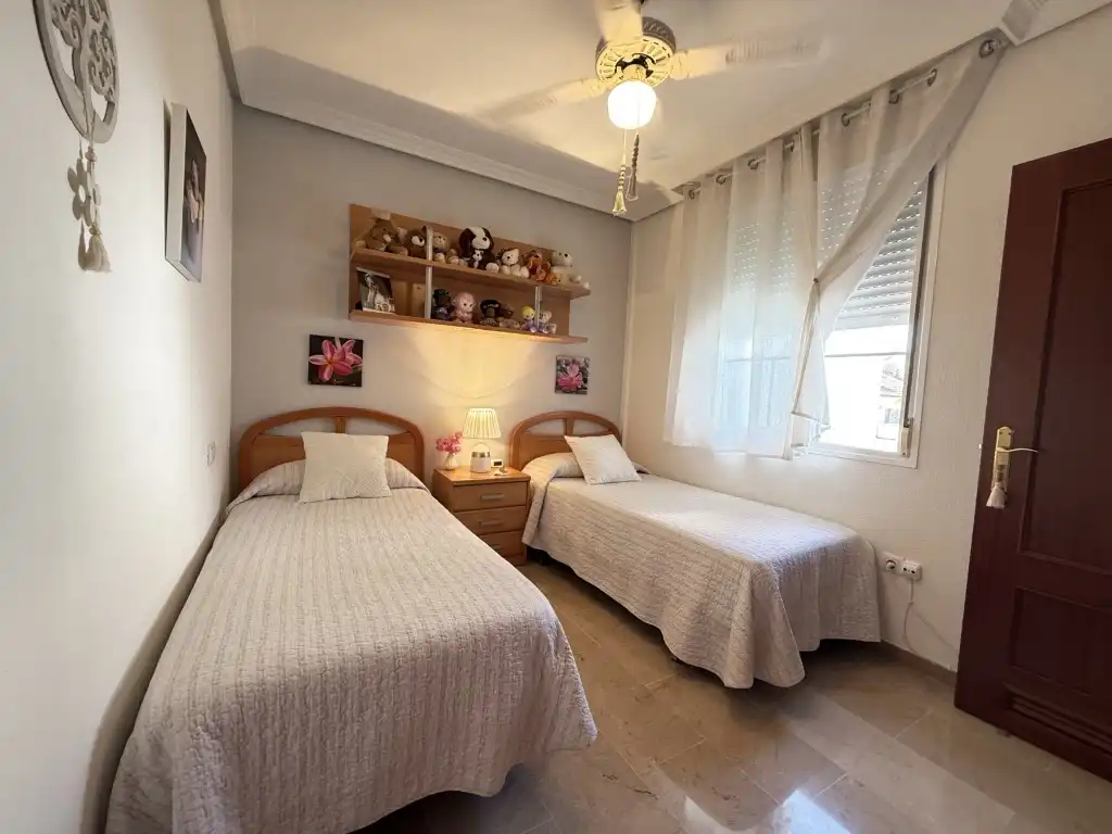 Dormitori de Casa o xalet en venda en Villafranca de Córdoba amb Aire condicionat