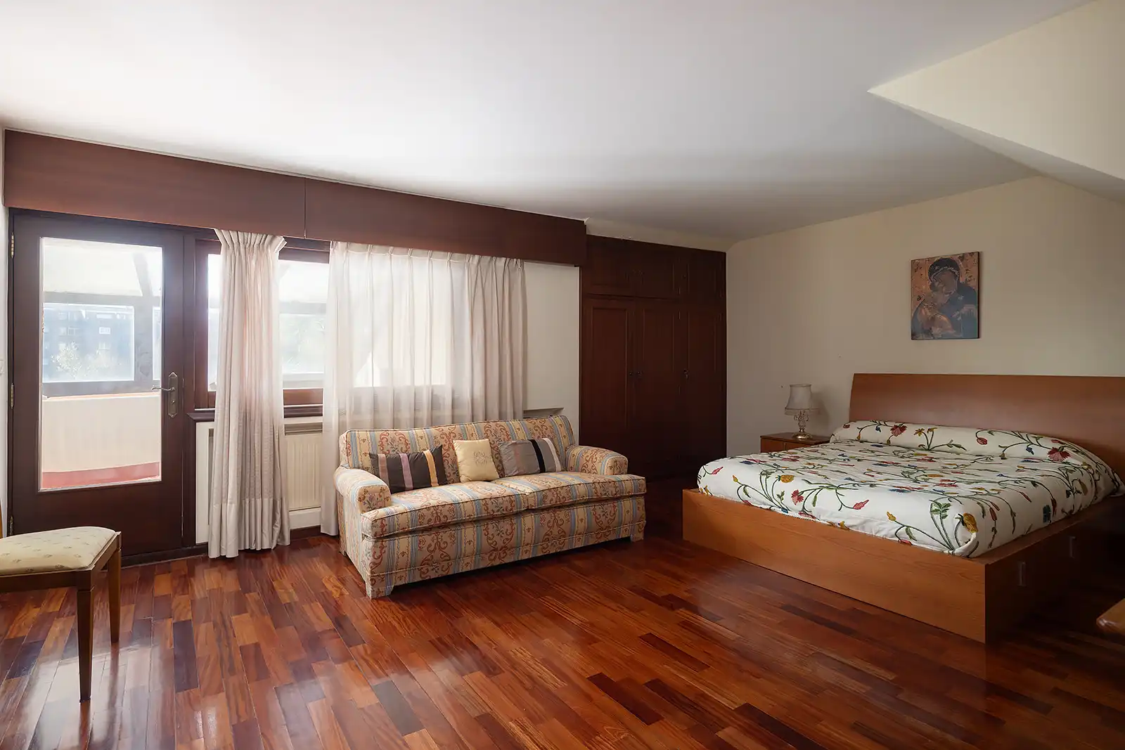 Habitación de Casa o chalet en venta en Oleiros con Calefacción, Jardín privado y Parquet