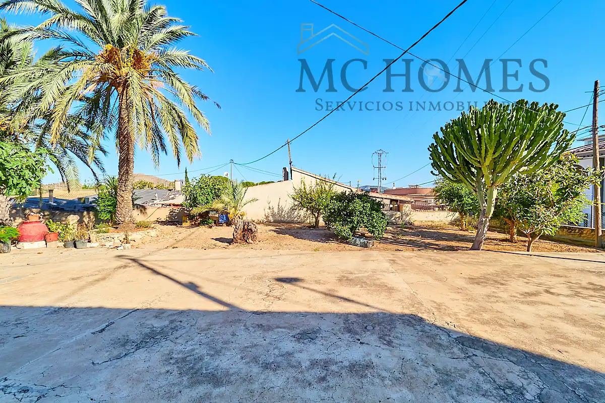 Country house with garden for sale in Carrer Carretera R Bon