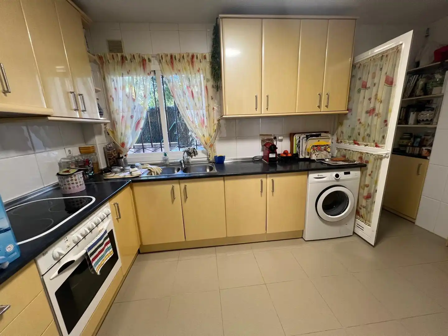 Kitchen of Flat for sale in Málaga  with Air Conditioner, Heating and Community pool