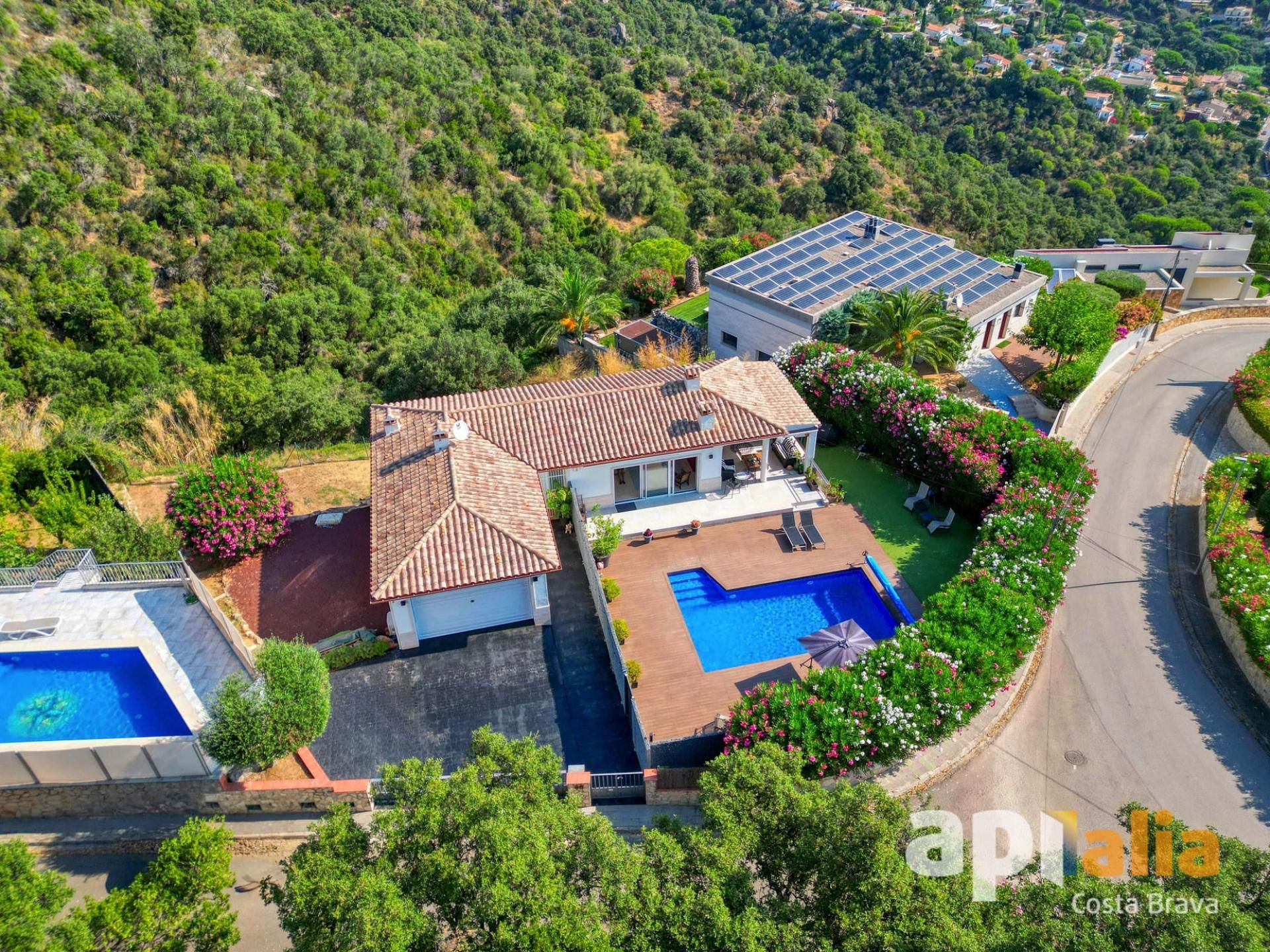 Vista exterior de Casa o xalet en venda en Calonge i Sant Antoni amb Calefacció, Jardí privat i Terrassa