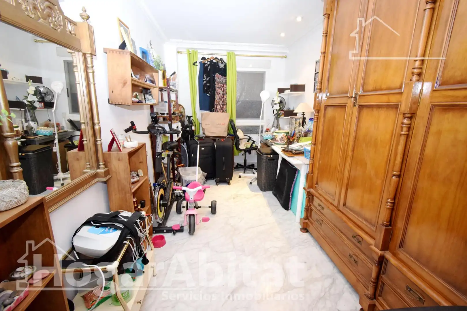 Bedroom of Flat for sale in Torrent  with Air Conditioner, Heating and Balcony