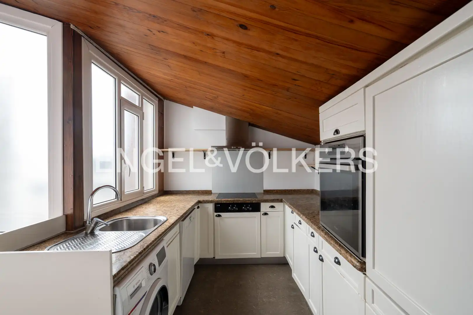 Küche von Maisonette zum Verkauf in Donostia - San Sebastián  mit Heizung