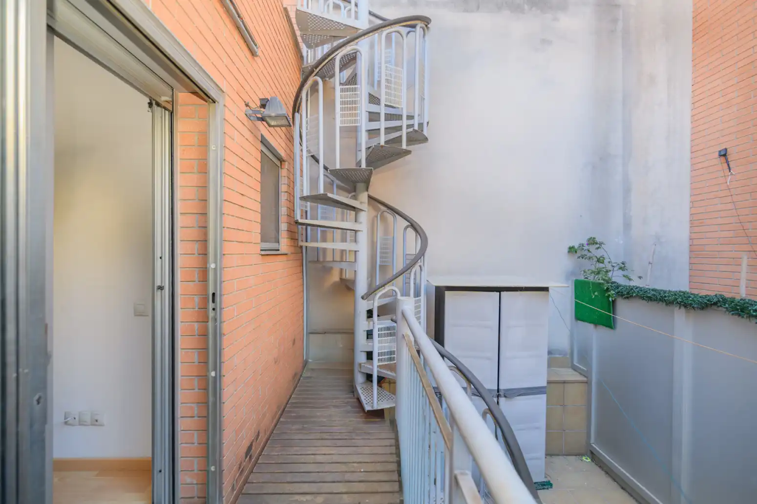 Balcony of Flat for sale in Sant Boi de Llobregat  with Parquet flooring and Terrace