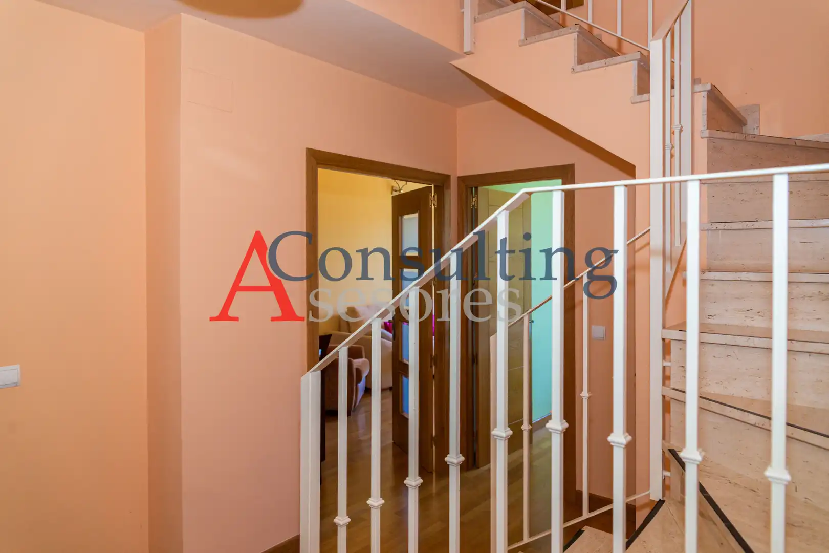 Dúplex en venta en San Juan del Puerto con Amueblado, Horno y Lavadora