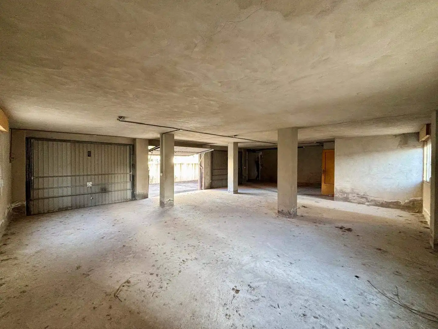 Local commercial à vendre à Calle del Camp de Morvedre, imagen 3