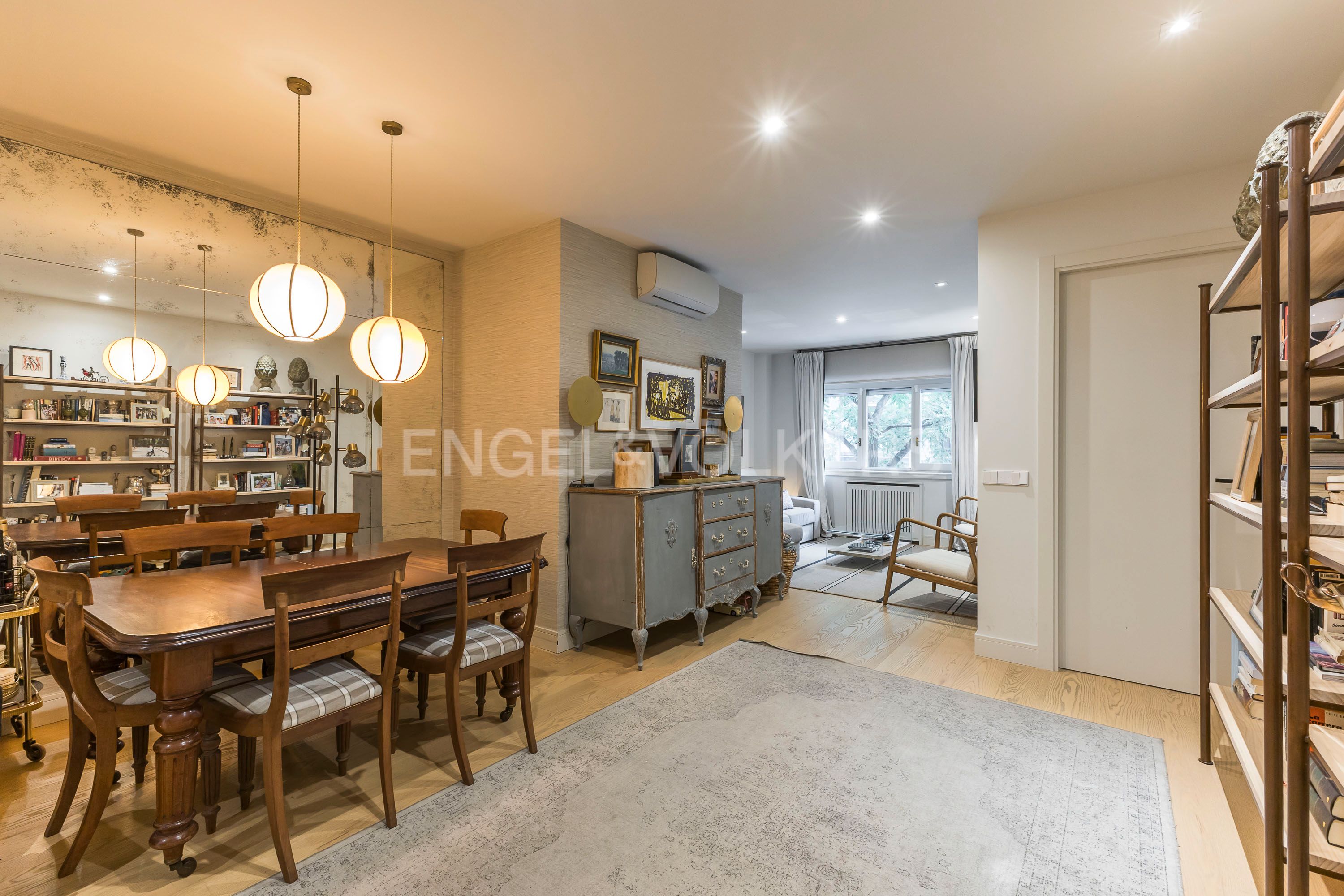 Dining room of Apartment for sale in  Madrid Capital  with Heating