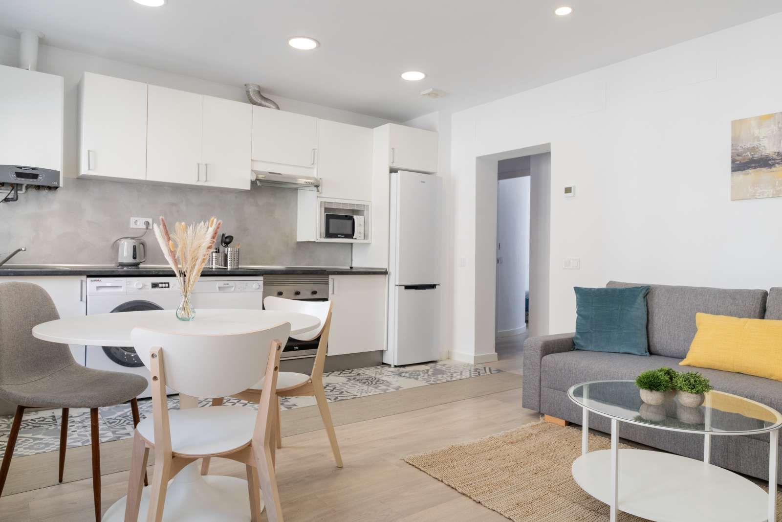 Kitchen of Apartment to share in  Madrid Capital  with Air Conditioner, Heating and Terrace
