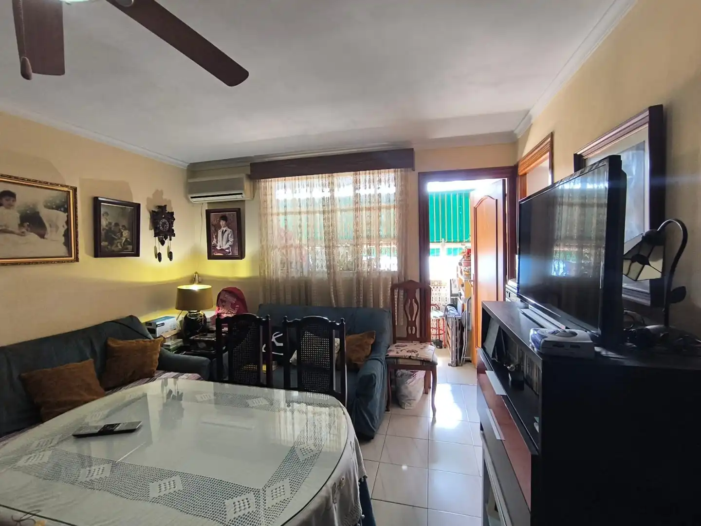 Sala de estar de Piso en venta en Benalmádena con Aire acondicionado y Terraza