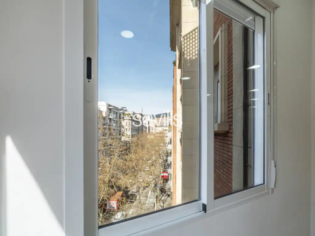 Vista exterior de Apartament en venda en Barcelona