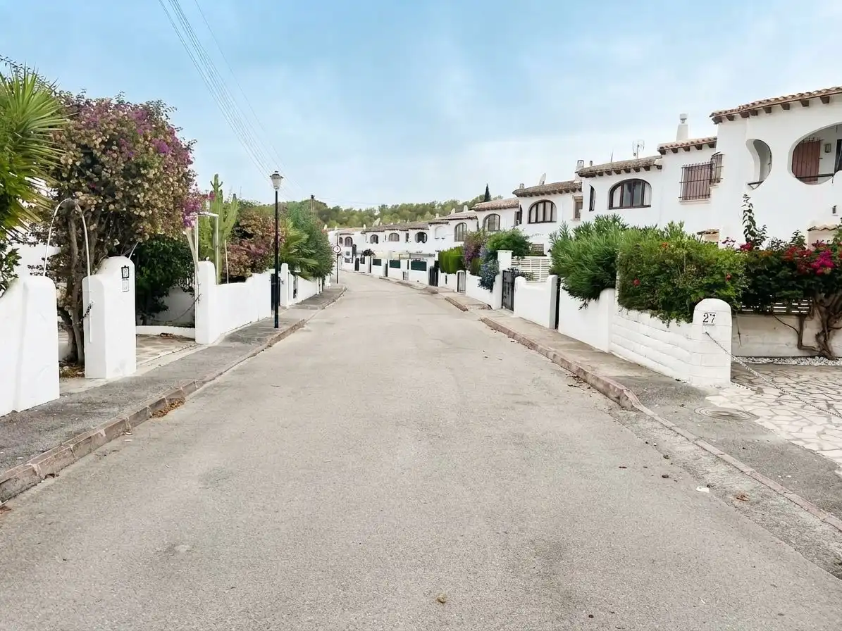 Casa amb piscina en venda a Marisol Park - Ortembach - Los Almendros, imagen 32