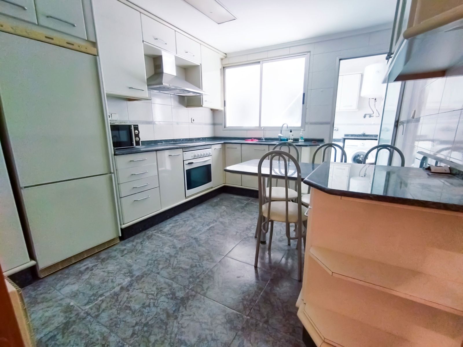 Kitchen of Flat for sale in  Valencia Capital  with Air Conditioner and Balcony