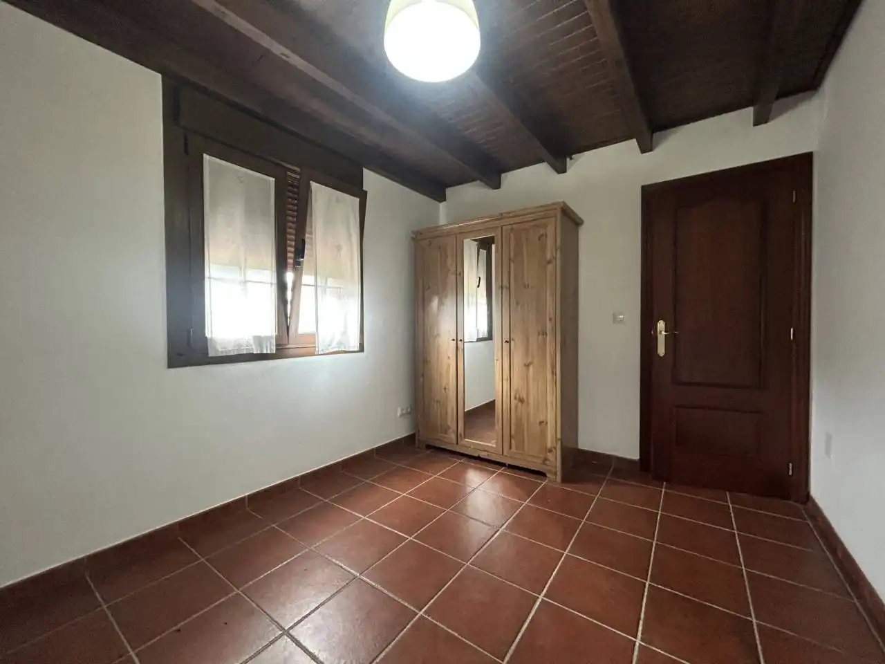 Schlafzimmer von Haus oder Chalet zum Verkauf in Llanes mit Heizung, Privatgarten und Terrasse