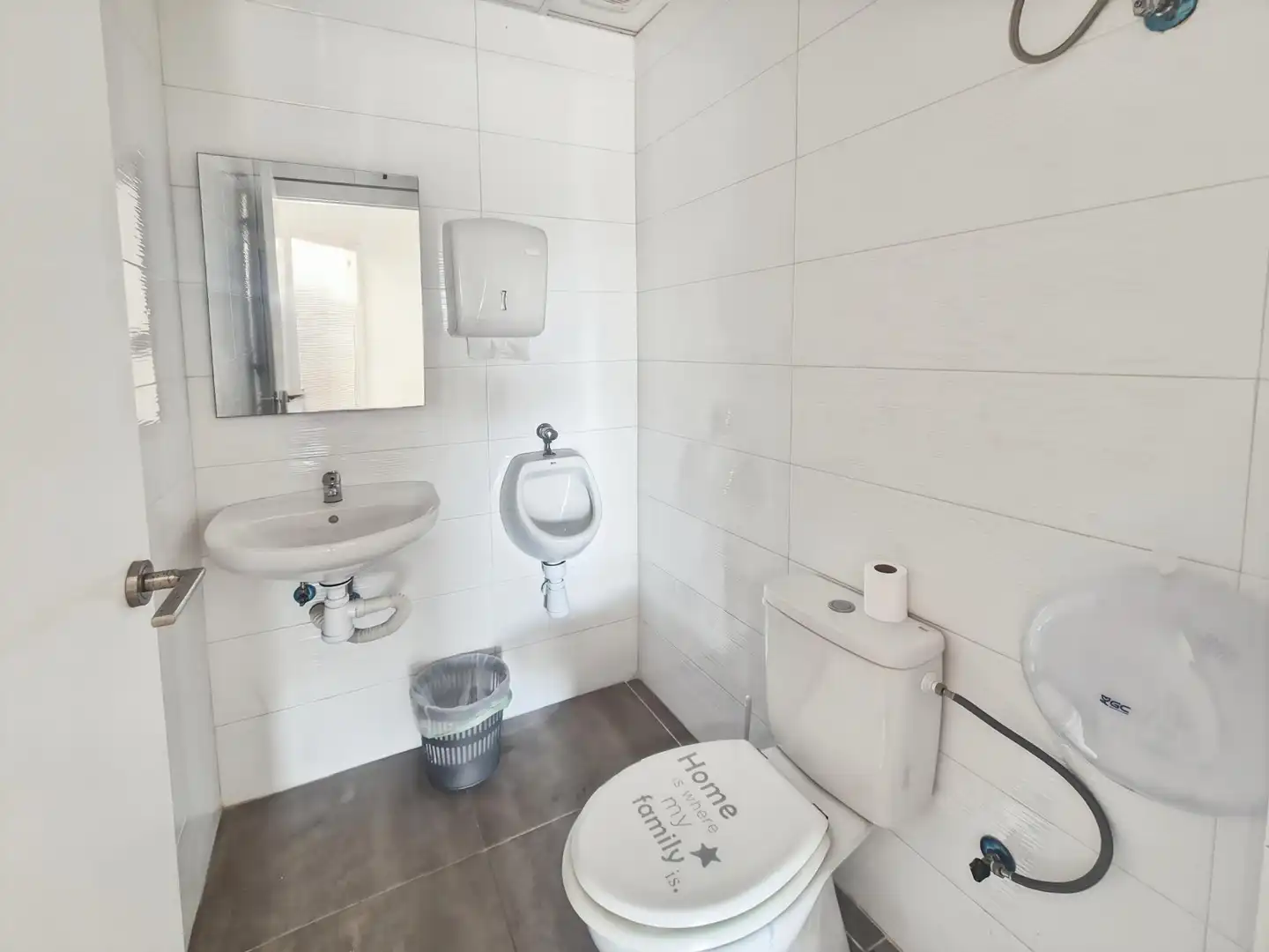 Baño de Local en venta en Canet d'En Berenguer