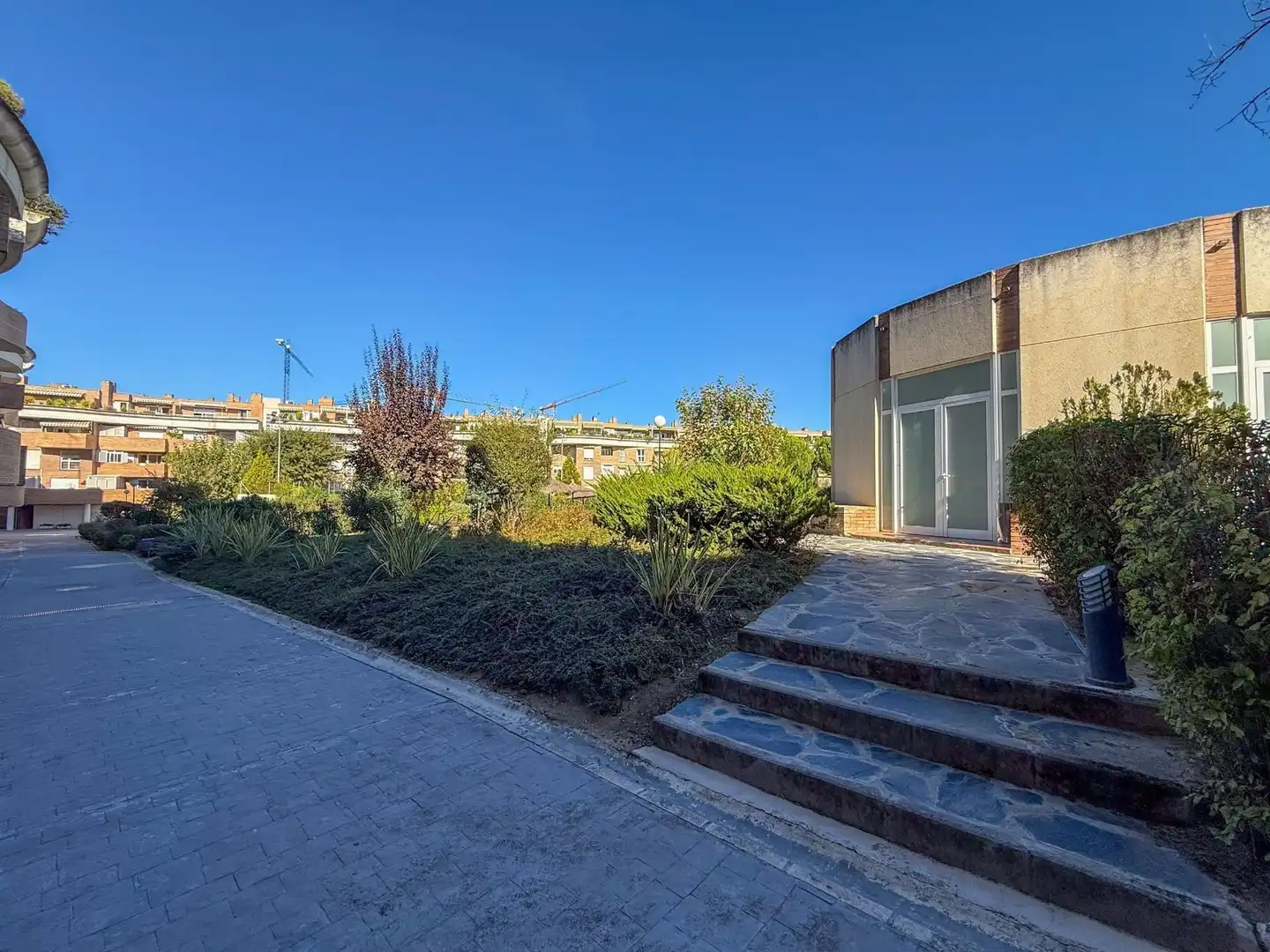 Vista exterior de Pis en venda en Rozas Centro