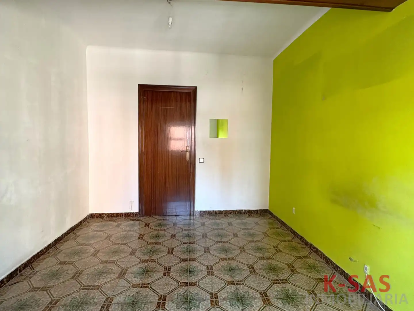 Küche von Wohnung zum Verkauf in Esplugues de Llobregat mit Heizung und Ofen