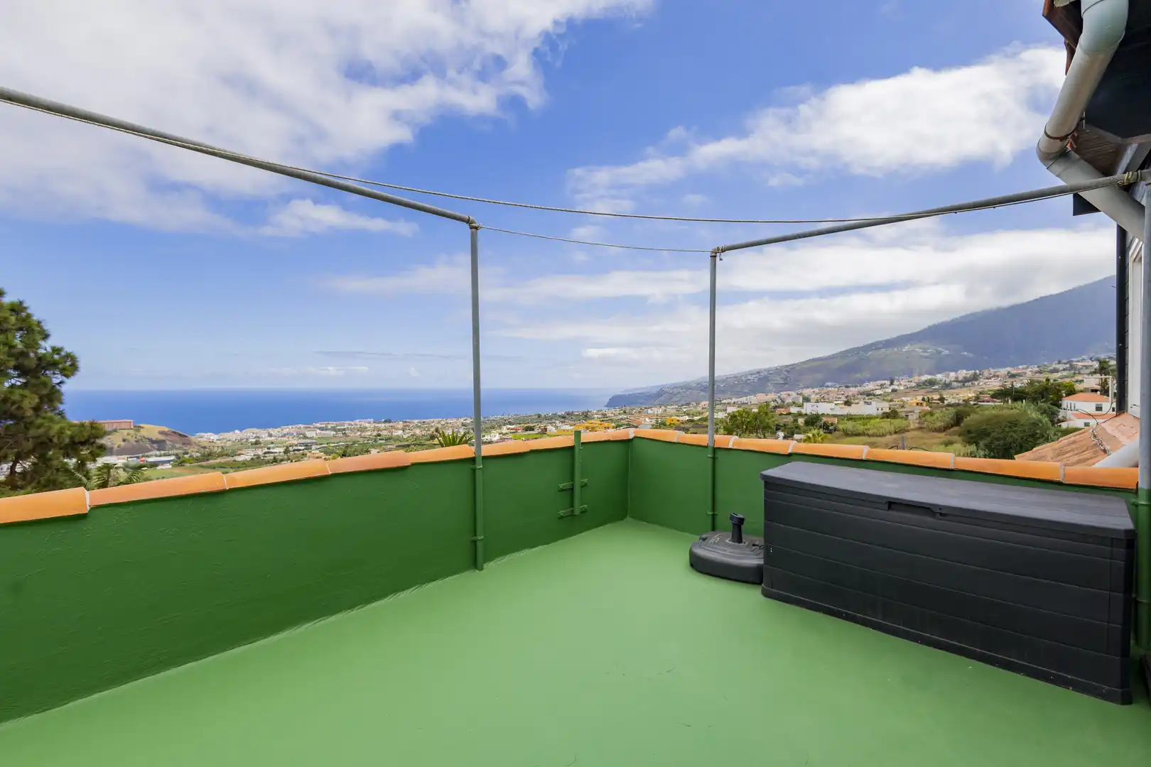 Vista exterior de Casa o chalet en venta en La Orotava con Jardín privado, Terraza y Trastero