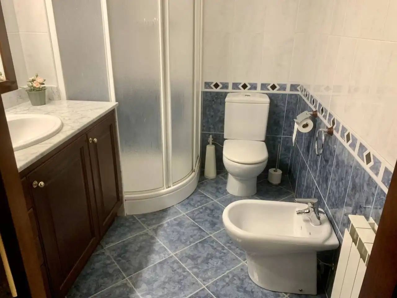 Bathroom of Attic for sale in Terrassa  with Air Conditioner, Heating and Parquet flooring