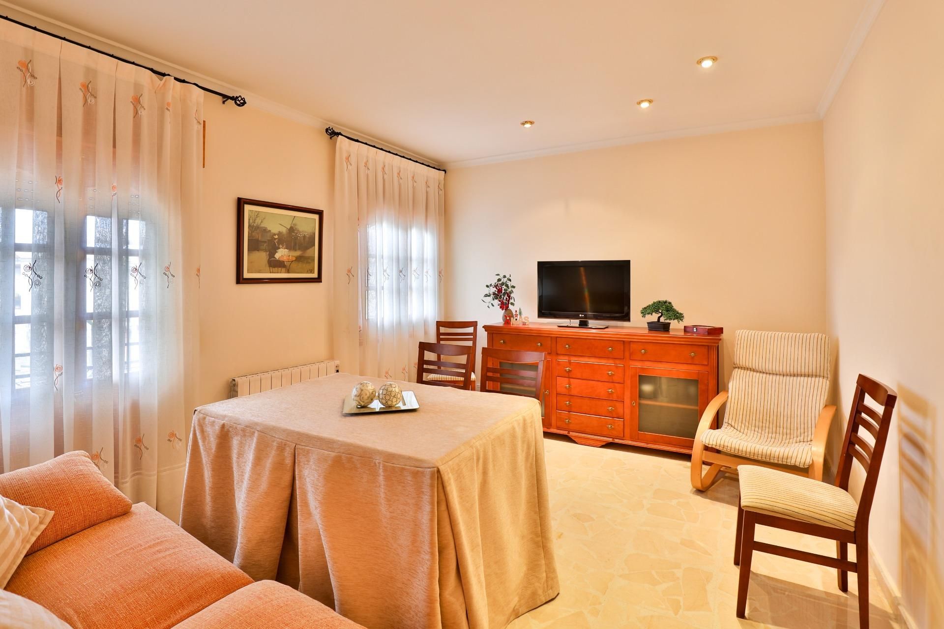 Sala d'estar de Pis en venda en Alhama de Granada