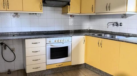 Foto 4 de Casa adosada en venda a Rua Río Do con, 4, Arealonga, Vilagarcía de Arousa