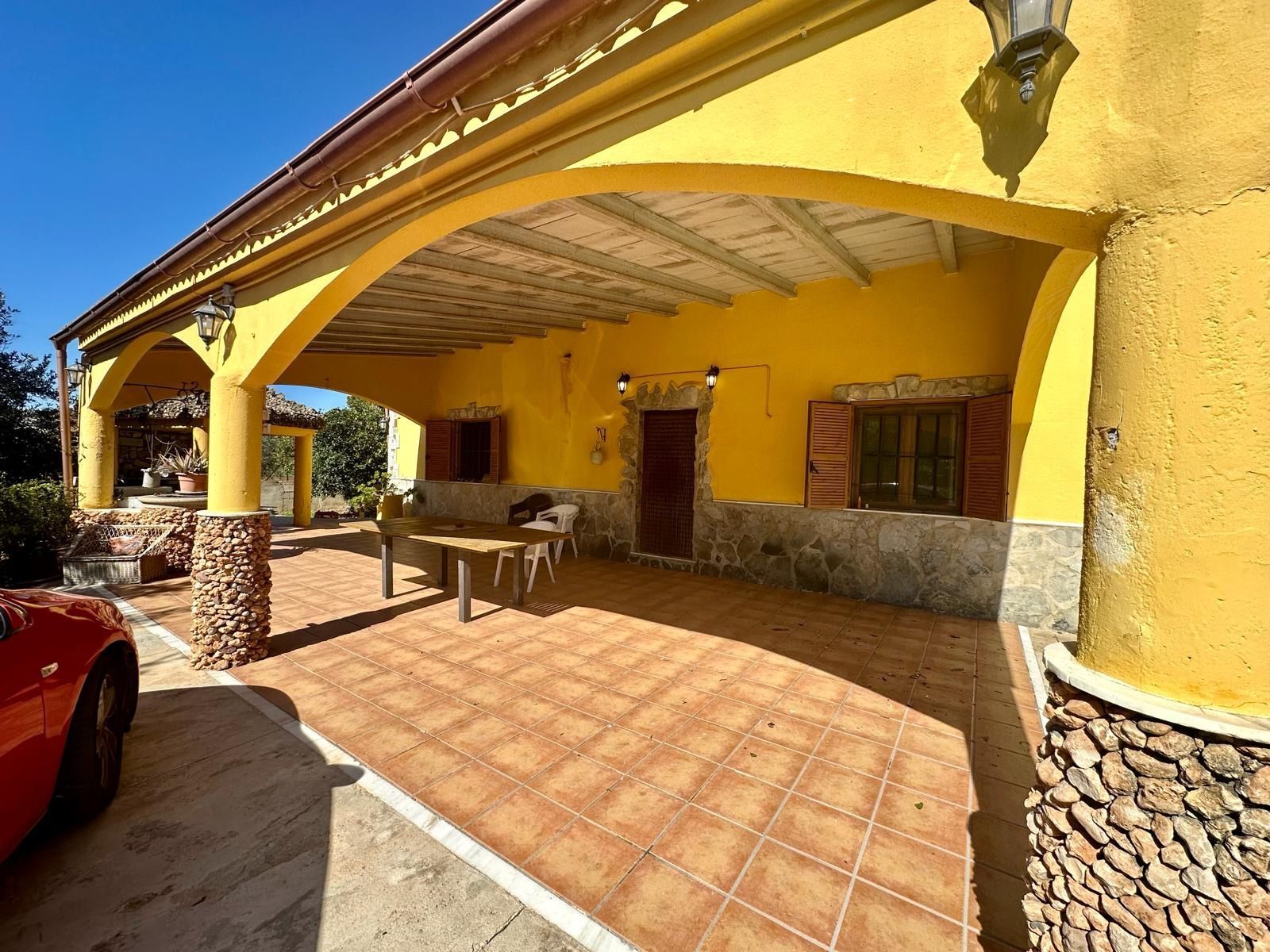 Vista exterior de Casa o xalet en venda en Marratxí amb Aire condicionat, Calefacció i Jardí privat