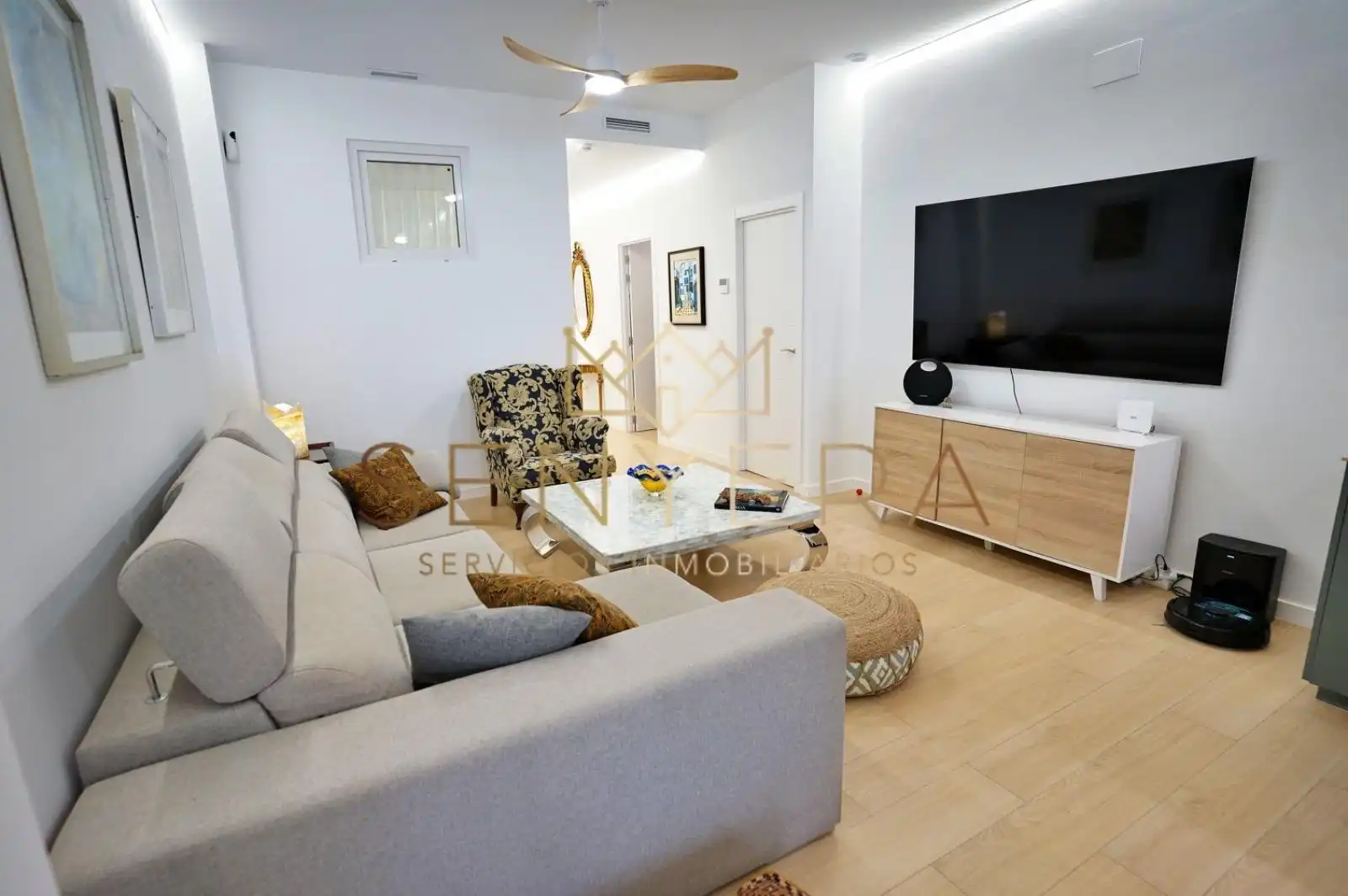 Wohnzimmer von Erdgeschoss zum Verkauf in Valencia mit Klimaanlage, Terrasse und Abstellraum
