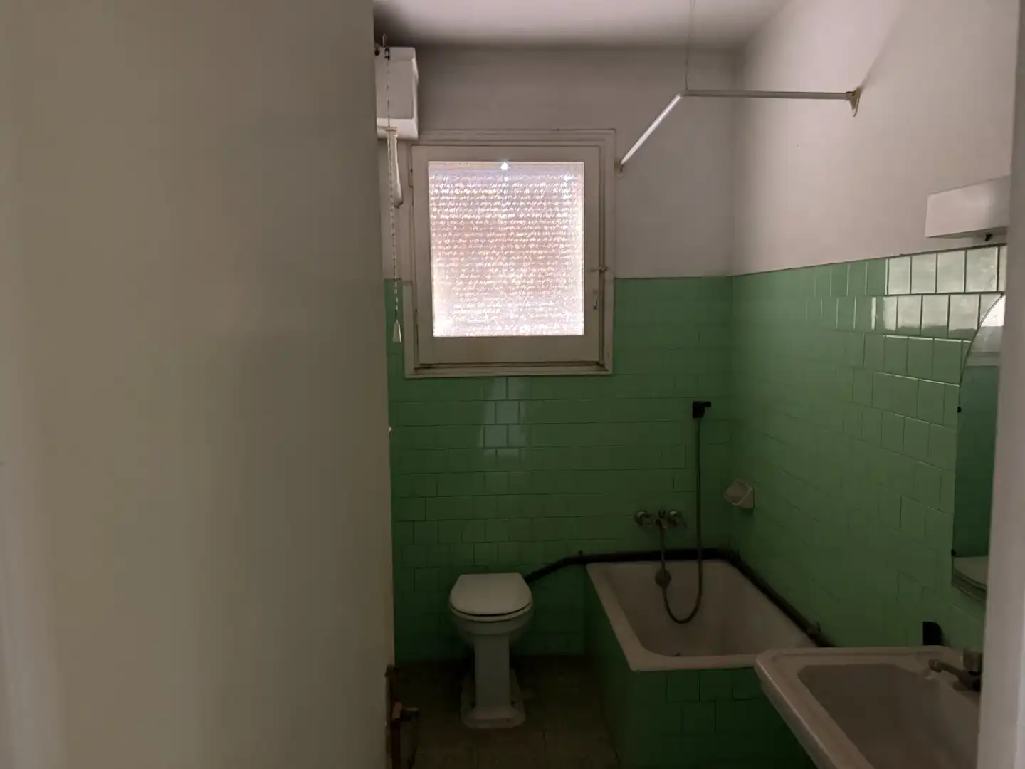 Casa aparellada amb terrassa en venda a Torelló, imagen 44