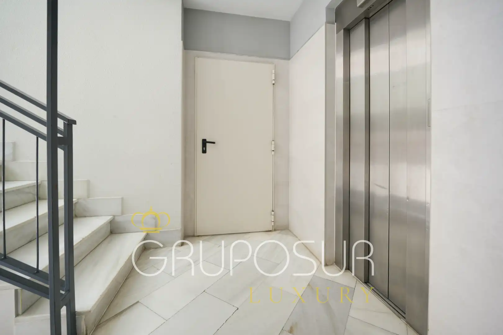 Wohnung zum Verkauf in Valladolid mit Heizung, Privatgarten und Parkett