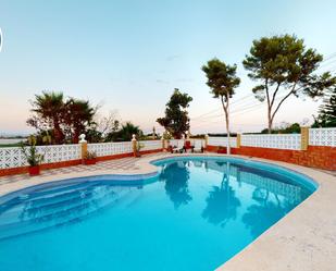 Piscina de Casa adosada en venda en Torrent amb Terrassa i Piscina