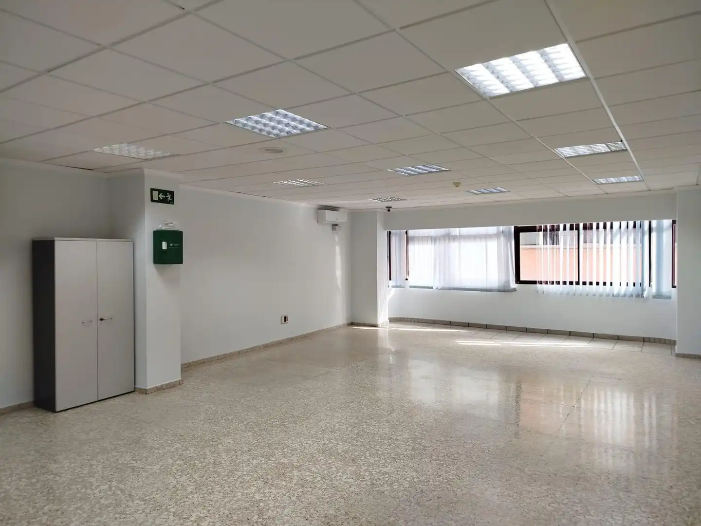 Office for rent in Las Palmas de Gran Canaria  with Air Conditioner