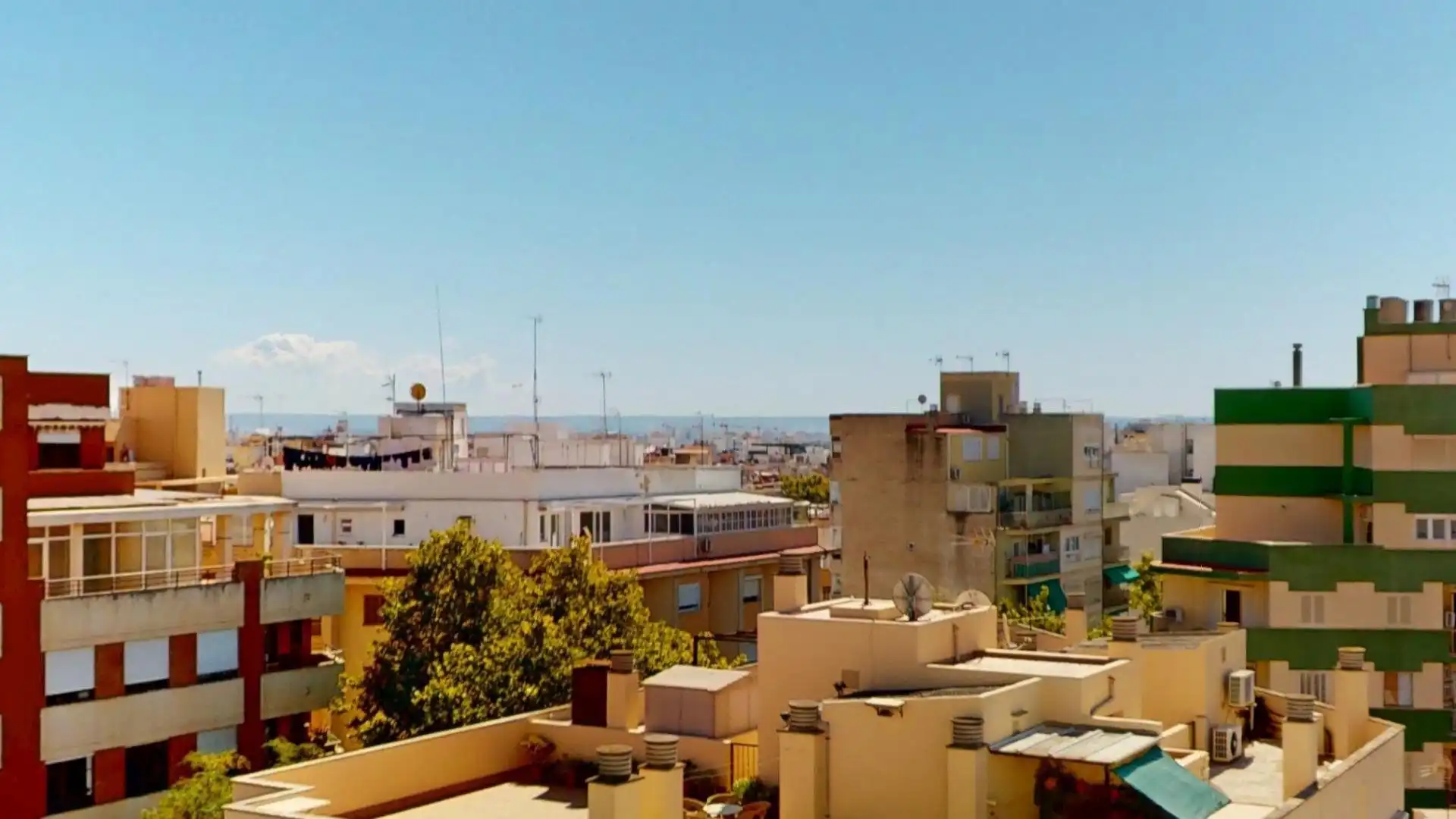 Àtic amb terrassa en venda a Calle ARAGO
