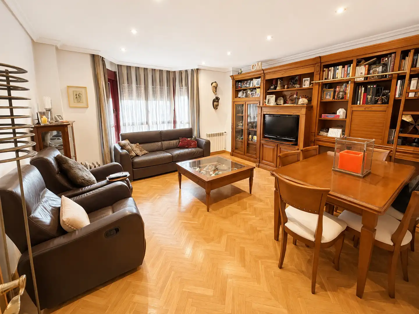 Living room of Flat for sale in Alcorcón  with Air Conditioner, Heating and Parquet flooring