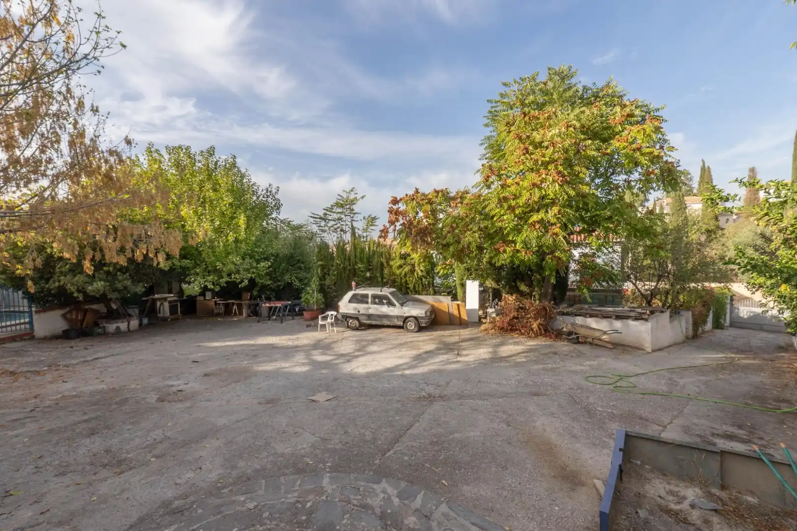 Aparcament de Casa o xalet en venda en La Zubia amb Calefacció, Jardí privat i Terrassa