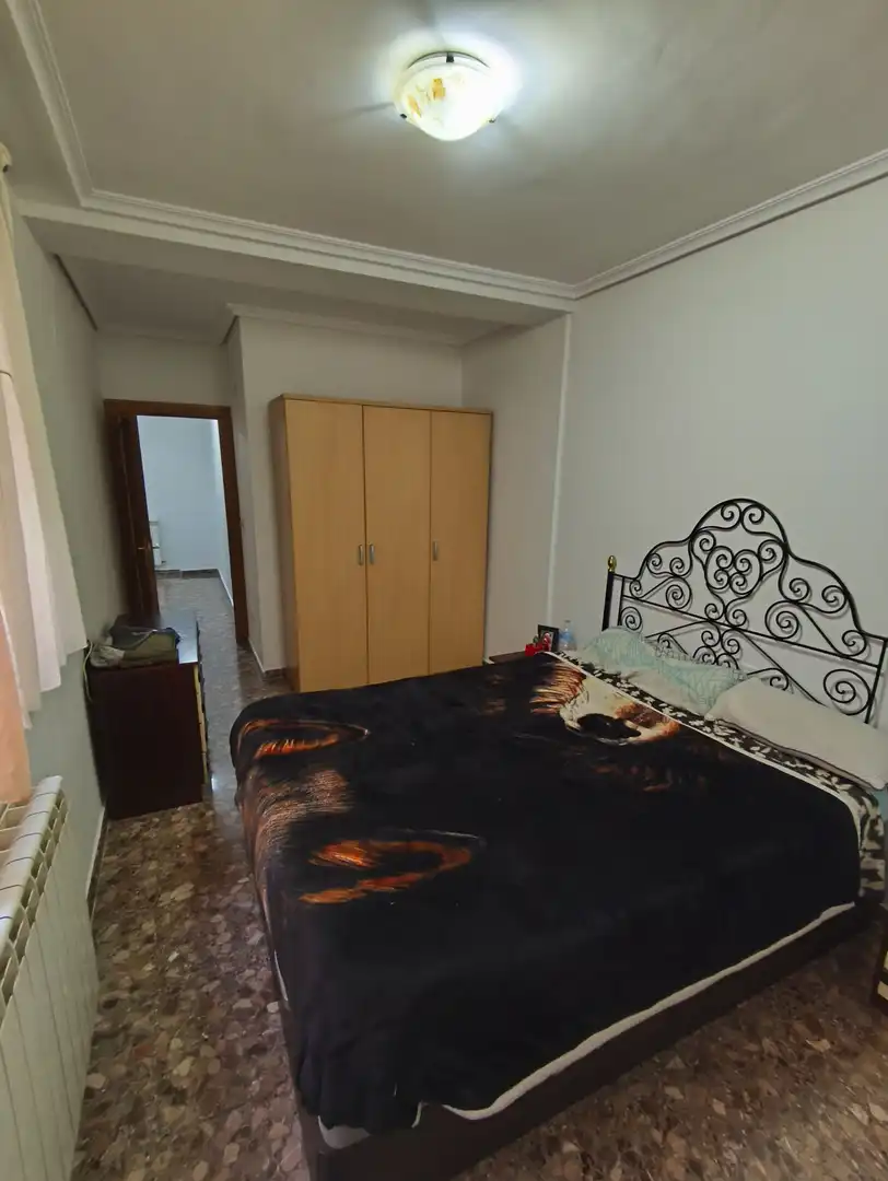 Habitación de Apartamento en venta en Albacete con Calefacción