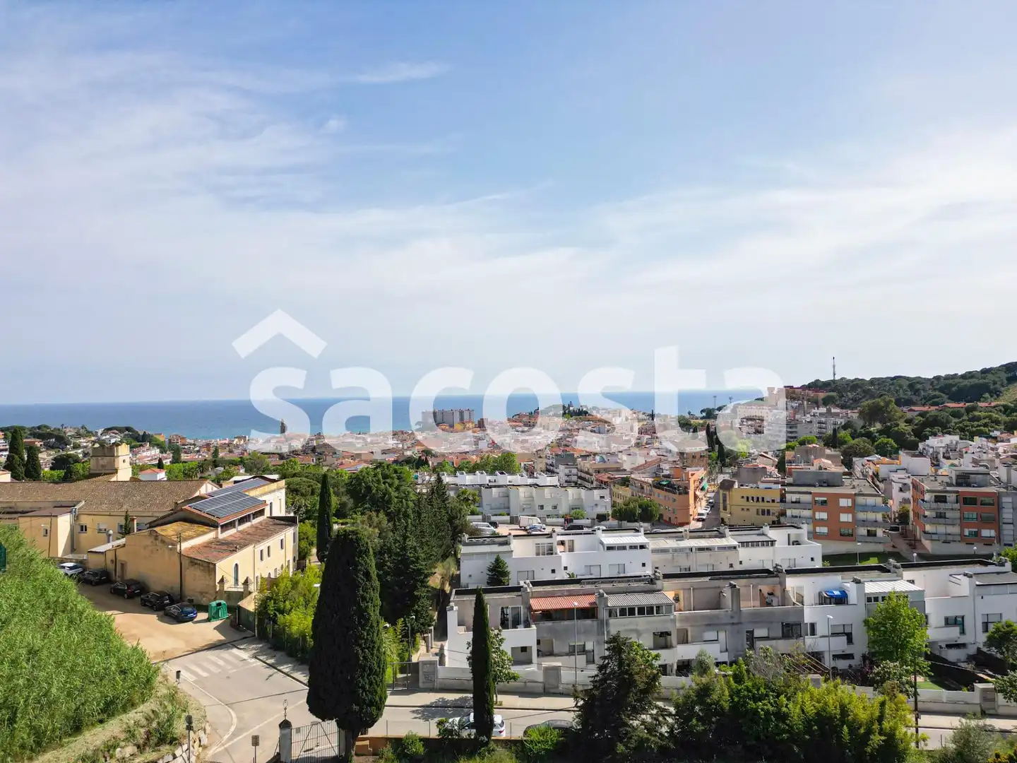 Vista exterior de Casa adosada en venda en Canet de Mar amb Calefacció, Jardí privat i Terrassa