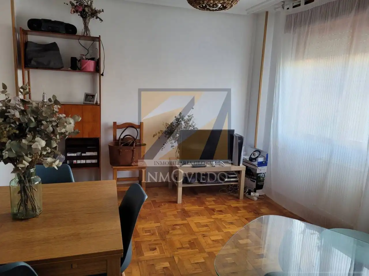 Wohnzimmer von Wohnung zur Miete in Oviedo  mit Heizung