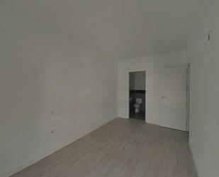 Bedroom of Flat for sale in  Madrid Capital